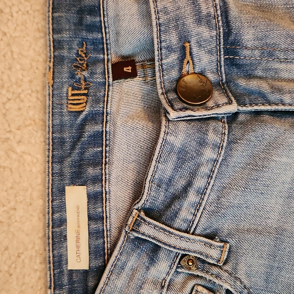 KUT FROM THE KLOTH Jeans Catherine Boyfriend Cut Distressed Blue Jeans Size 4 - Picture 3 of 10